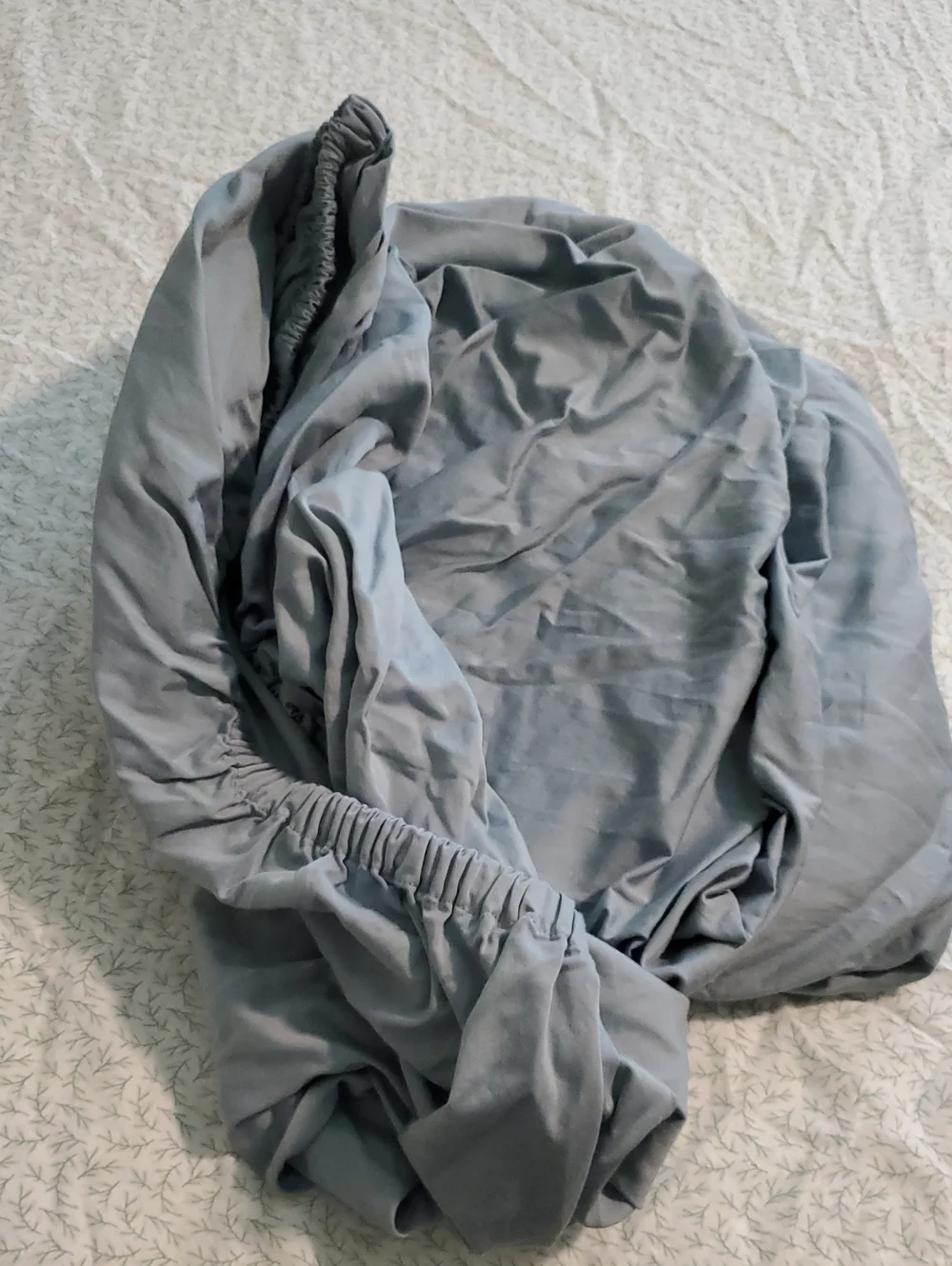 Coyuchi Sateen Full Size Fitted Sheet and Pillow Shams